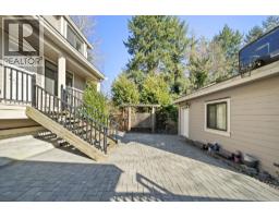 7028 Broadway, Burnaby, BC V5A1R8 Photo 25