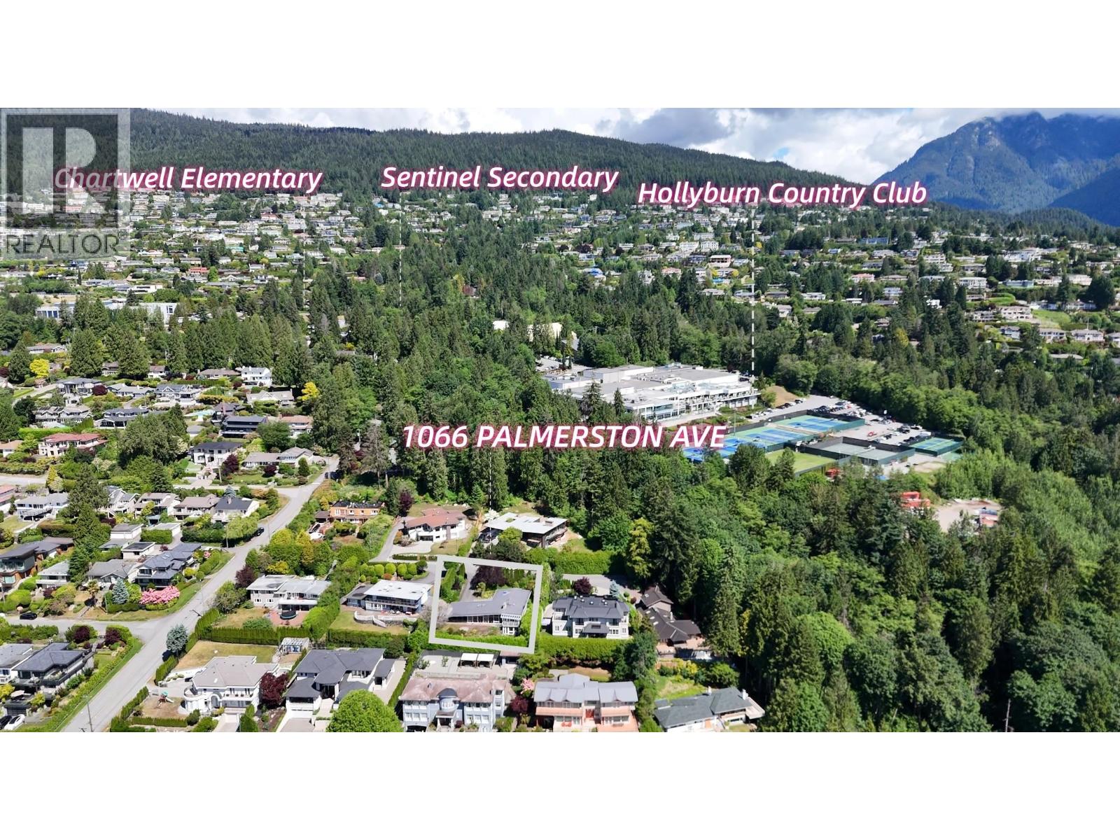 1066 PALMERSTON AVENUE, West Vancouver