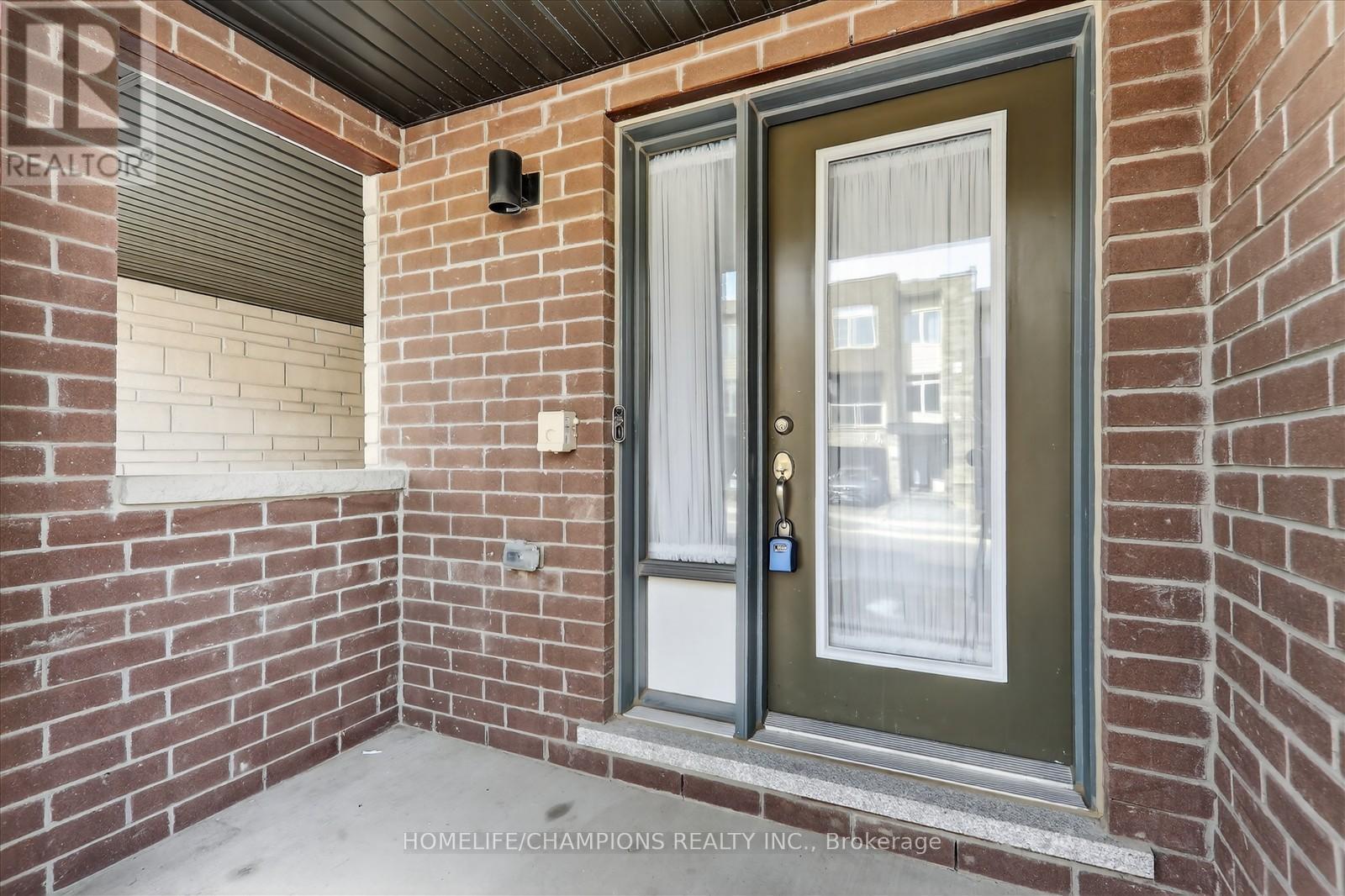 39 DELANO WAY, Newmarket (Woodland Hill) — photo 4