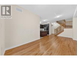 39 Delano Way, Newmarket, ON L3X0L4 Photo 12
