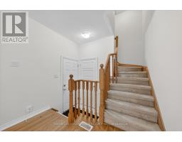 39 Delano Way, Newmarket, ON L3X0L4 Photo 8