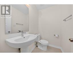 39 Delano Way, Newmarket, ON L3X0L4 Photo 9