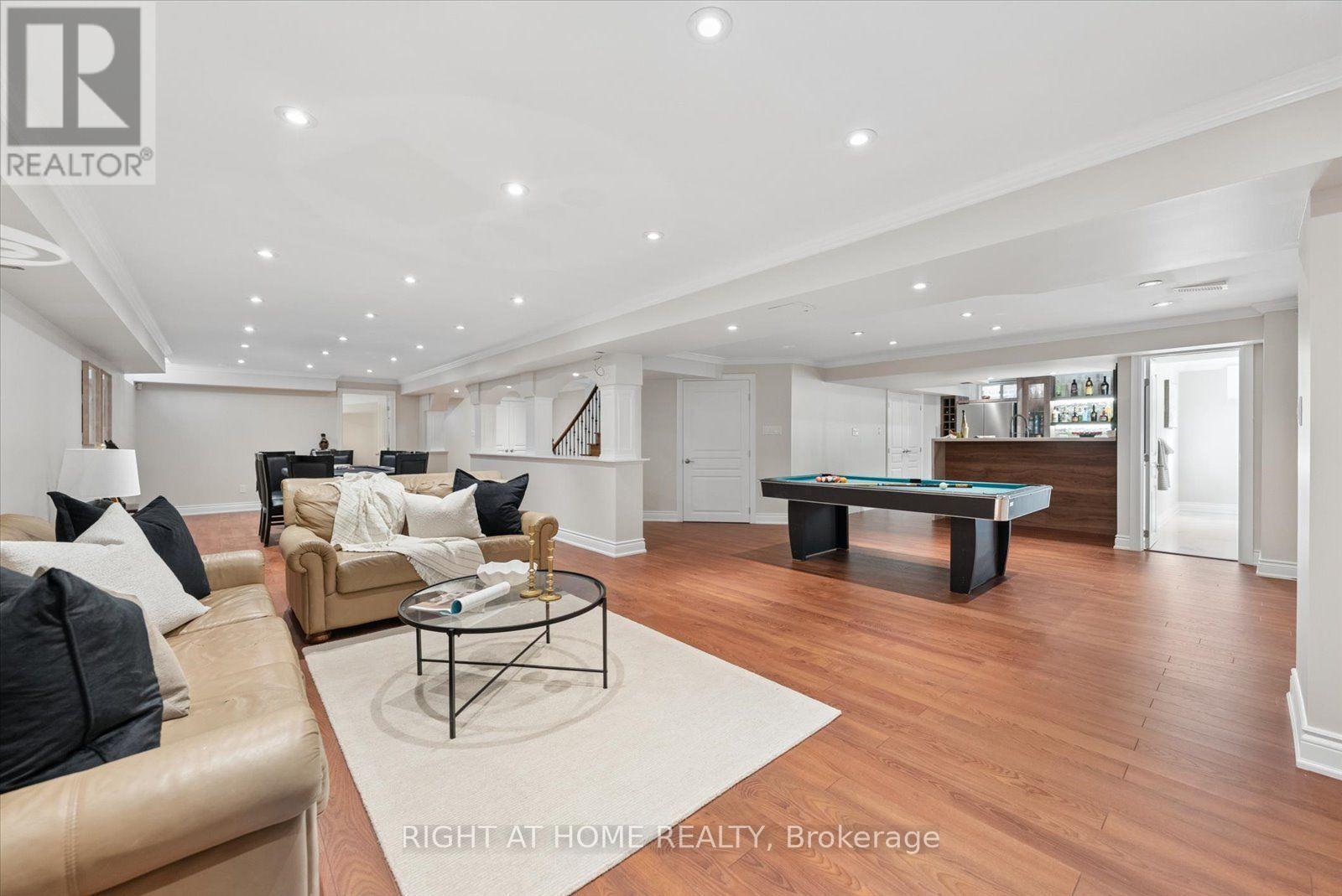 12 RODERICK COURT - Image 41