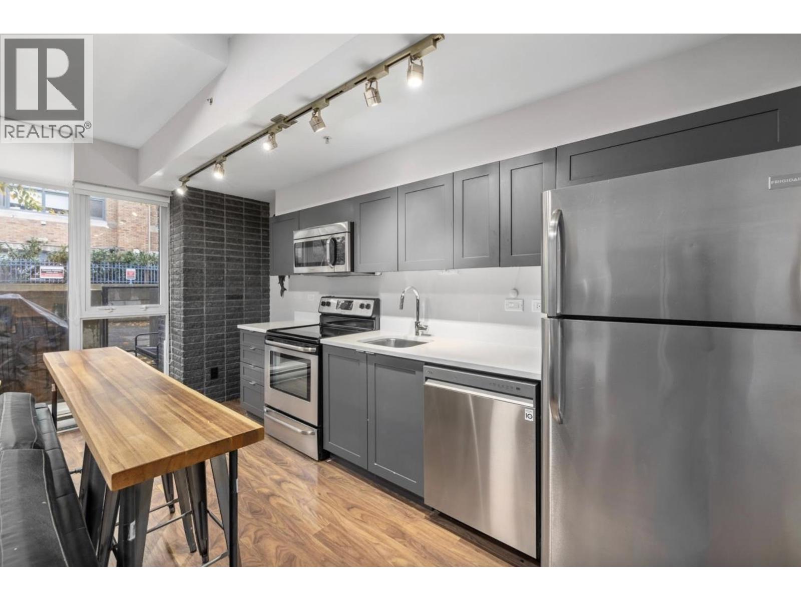 101 2511 QUEBEC STREET, Vancouver — photo 9