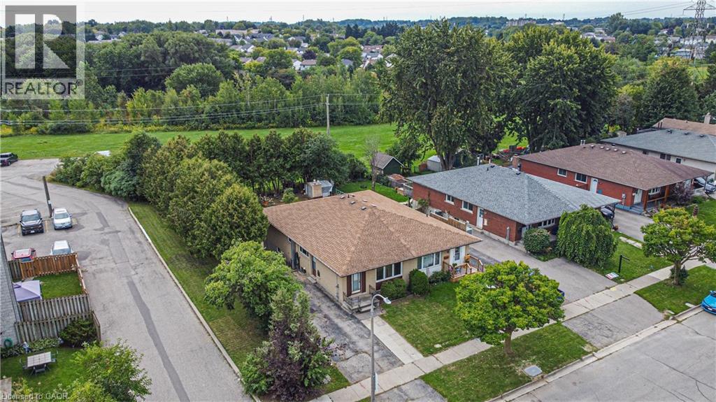 21 VICMOUNT Drive - 43