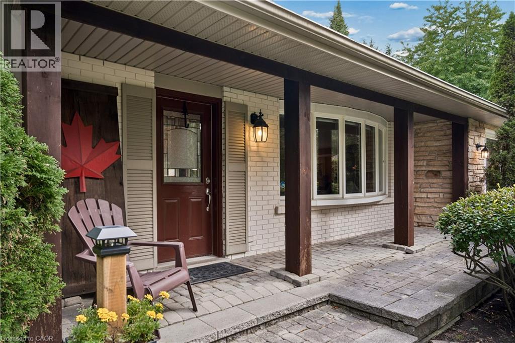 373 FORESTLAWN Road - Image 5