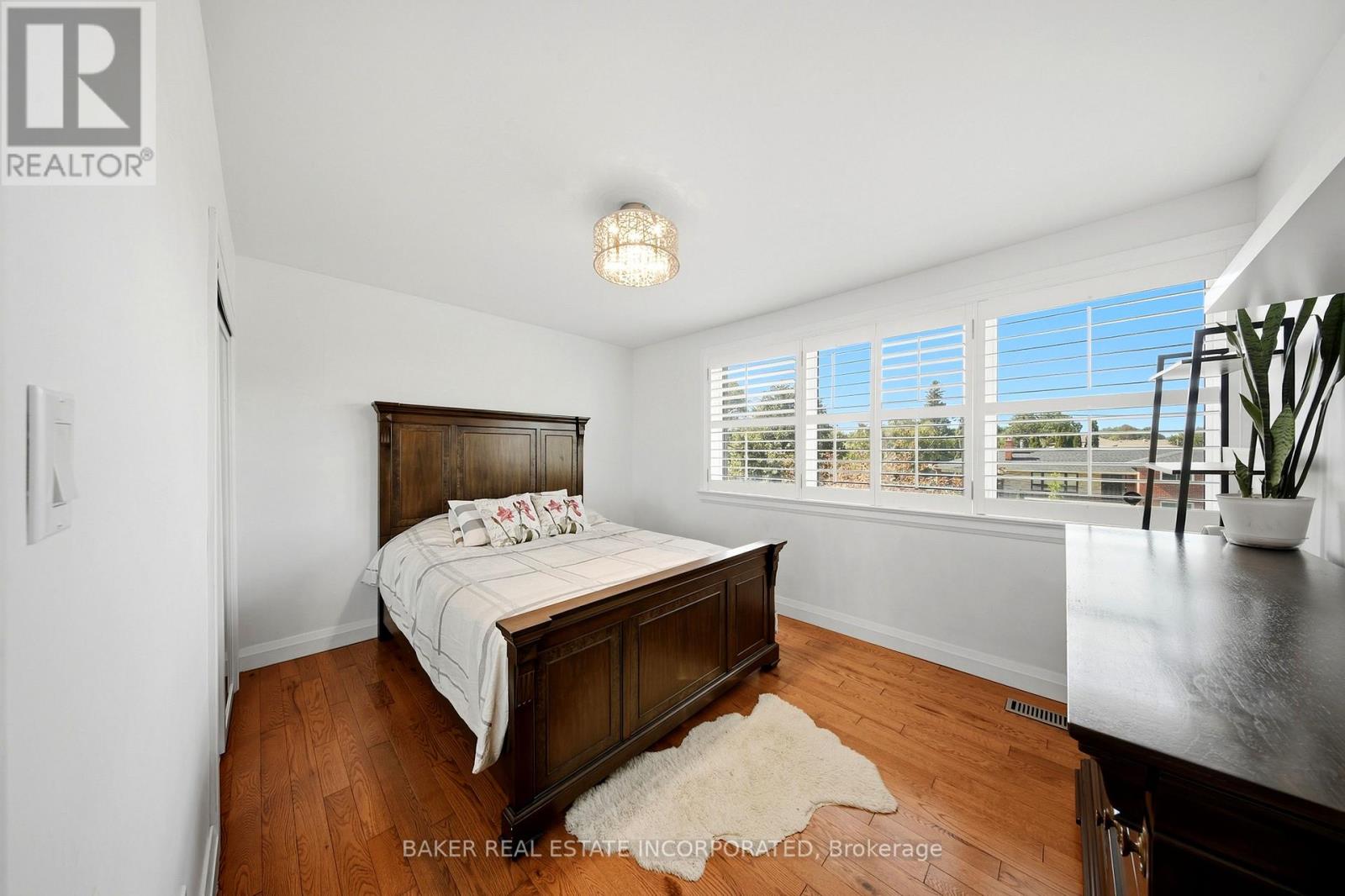 3415 SCHOMBERG AVENUE - 29