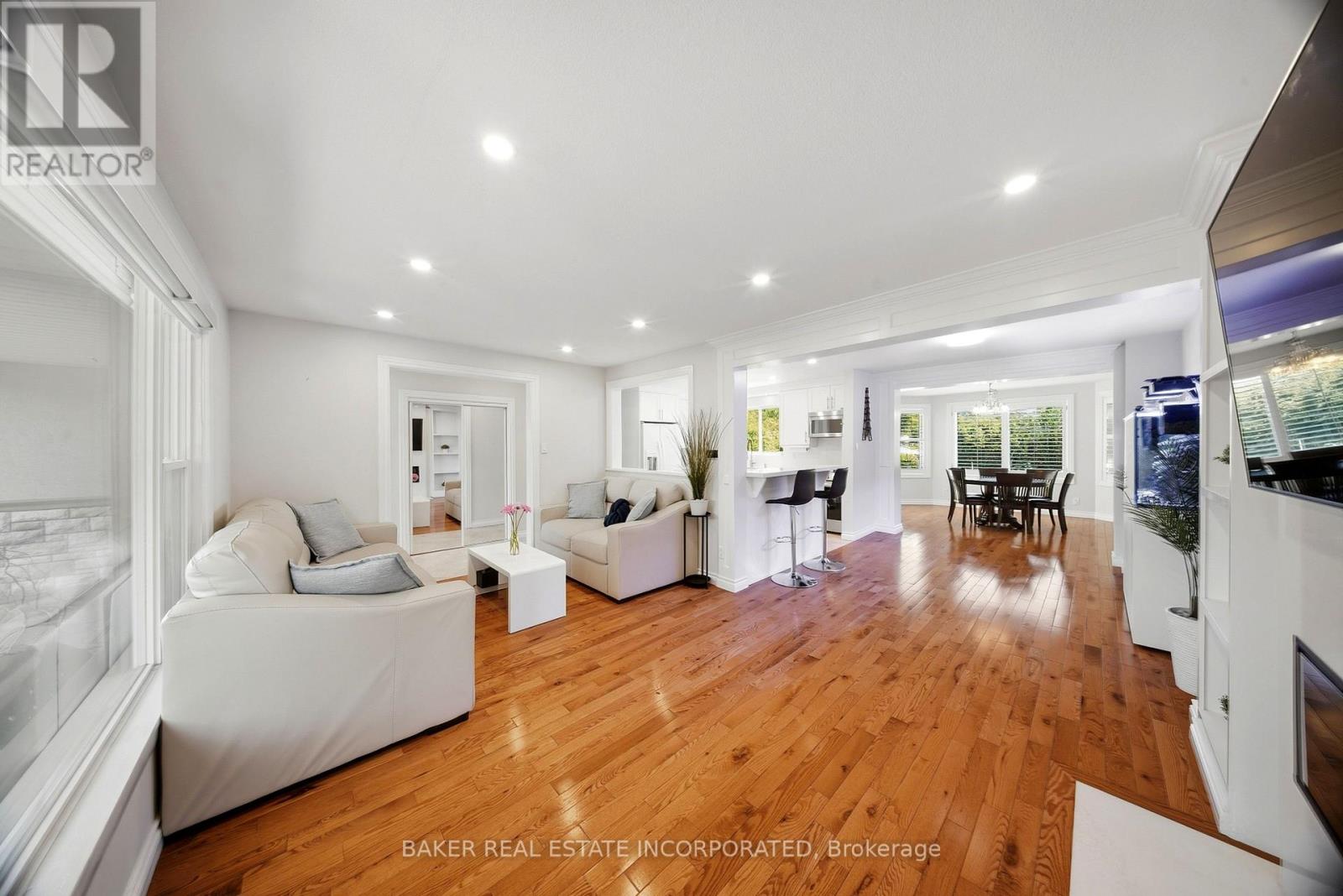 3415 SCHOMBERG AVENUE - 9
