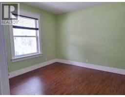 4pc Bathroom - 1061 Ross Street Se, Medicine Hat, AB T1A0Y2 Photo 18