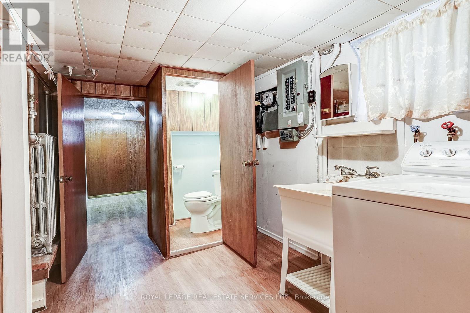 15 OAKVIEW AVENUE - 30