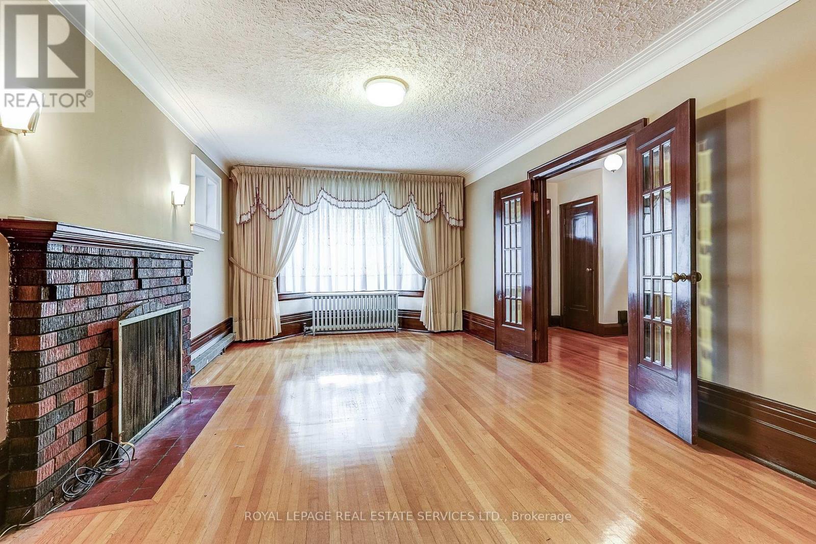 15 OAKVIEW AVENUE, Toronto (High Park North) — photo 8