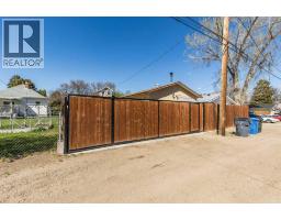 1061 Ross Street Se, Medicine Hat, AB T1A0Y2 Photo 48