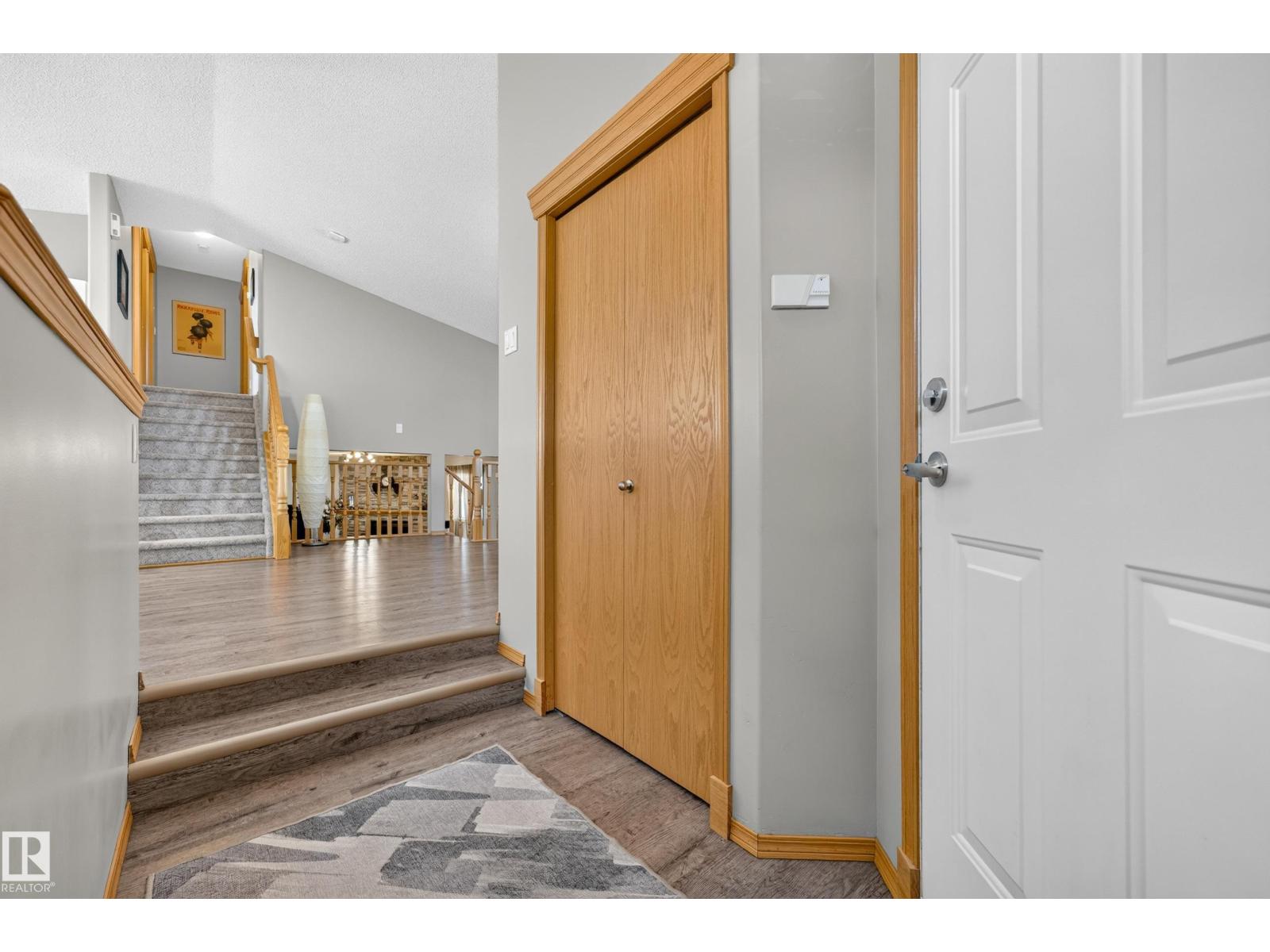 8329 171A Av NW, Klarvatten — photo 10 of 30