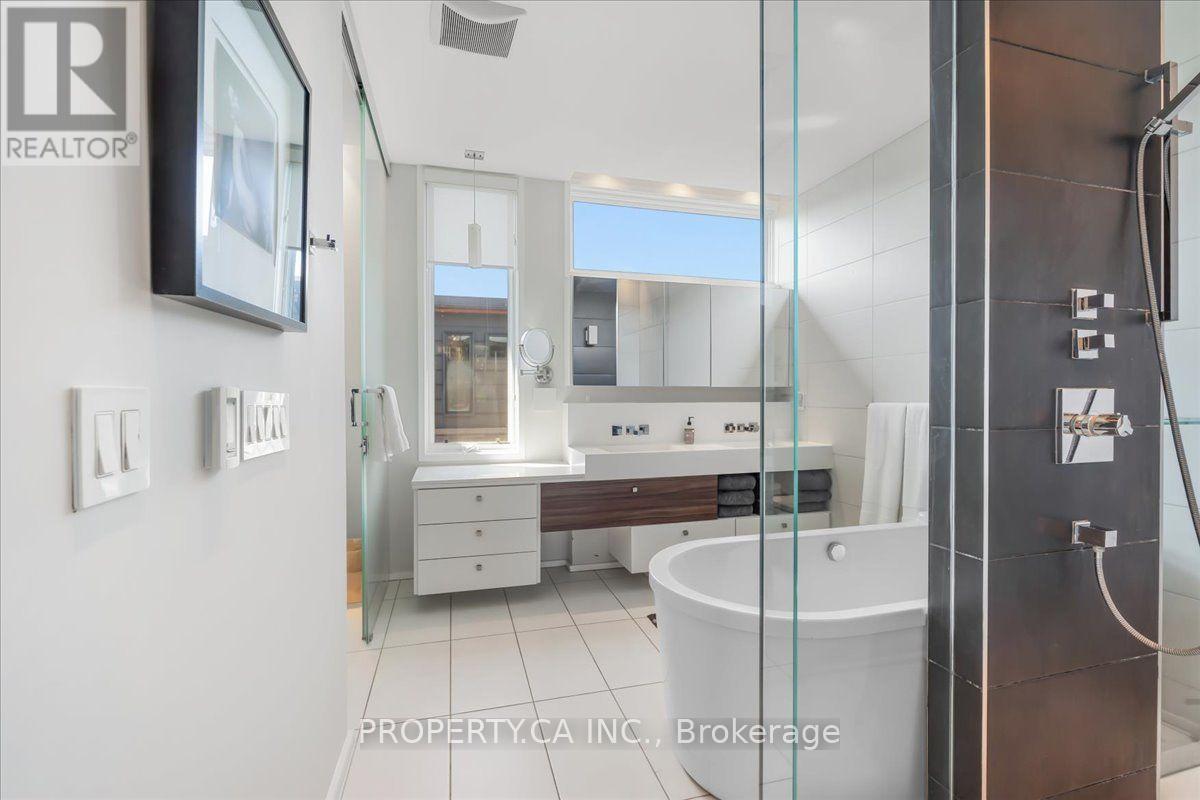 244 MANNING AVENUE - Image 29