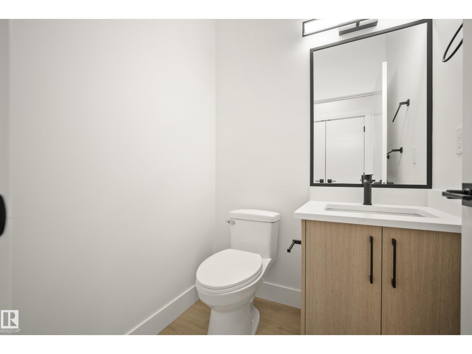 8529 223A ST NW - 5