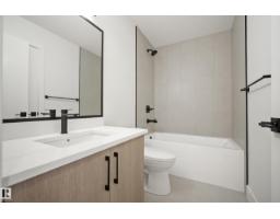 8529 223a St Nw, Edmonton, AB T5T8A2 Photo 25