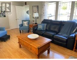 59 Aspen Road thumbnail 6
