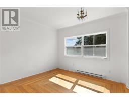 6 Franklyn Avenue thumbnail 16