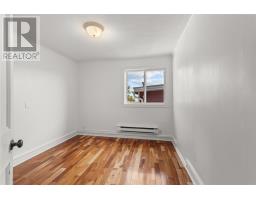6 Franklyn Avenue thumbnail 18