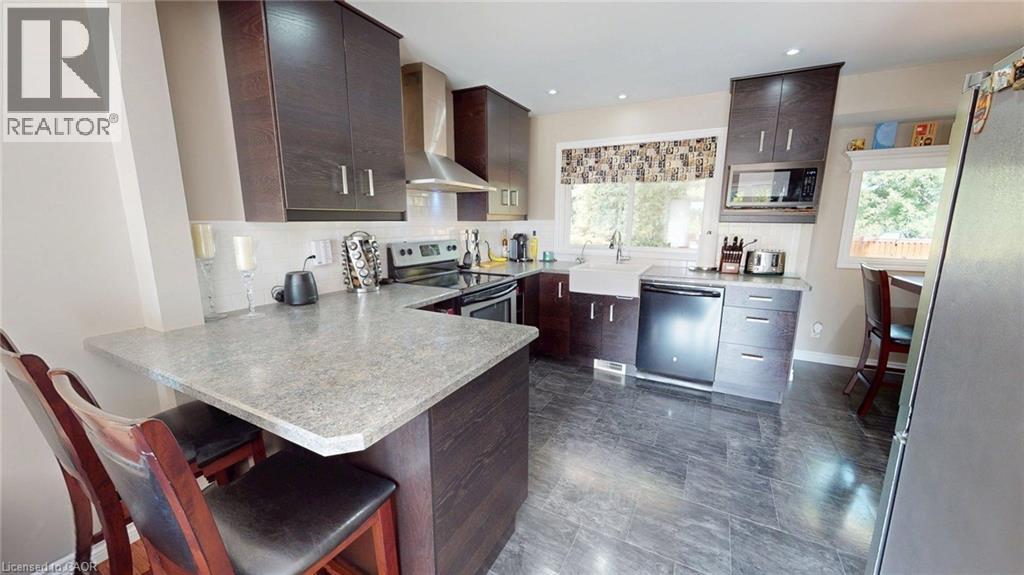 7 CAMBRIDGE Drive, Brantford — photo 6