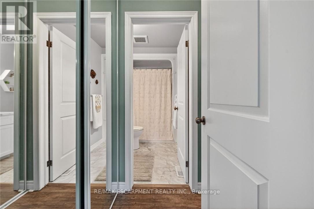 38 GAMBLE LANE - 23