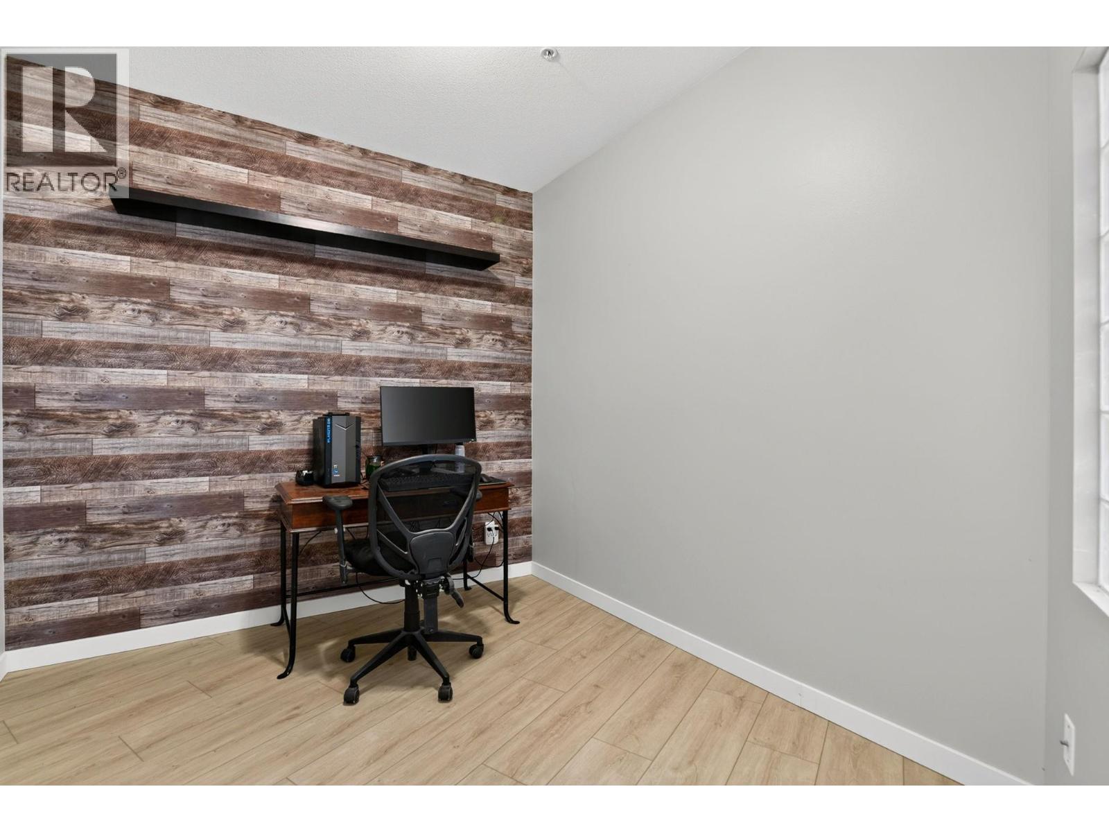 1960 Enterprise Way Unit# 312, Kelowna