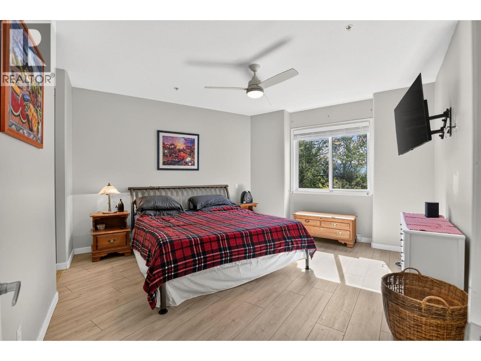 1960 Enterprise Way Unit# 312, Kelowna