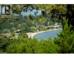 3656 Cadboro Bay Rd, Oak Bay, BC V8R5K8 Photo 36