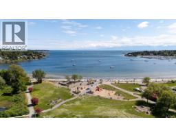 3656 Cadboro Bay Rd, Oak Bay, BC V8R5K8 Photo 56