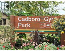 3656 Cadboro Bay Rd, Oak Bay, BC V8R5K8 Photo 59