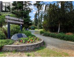 3656 Cadboro Bay Rd, Oak Bay, BC V8R5K8 Photo 72
