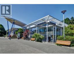 3656 Cadboro Bay Rd, Oak Bay, BC V8R5K8 Photo 74