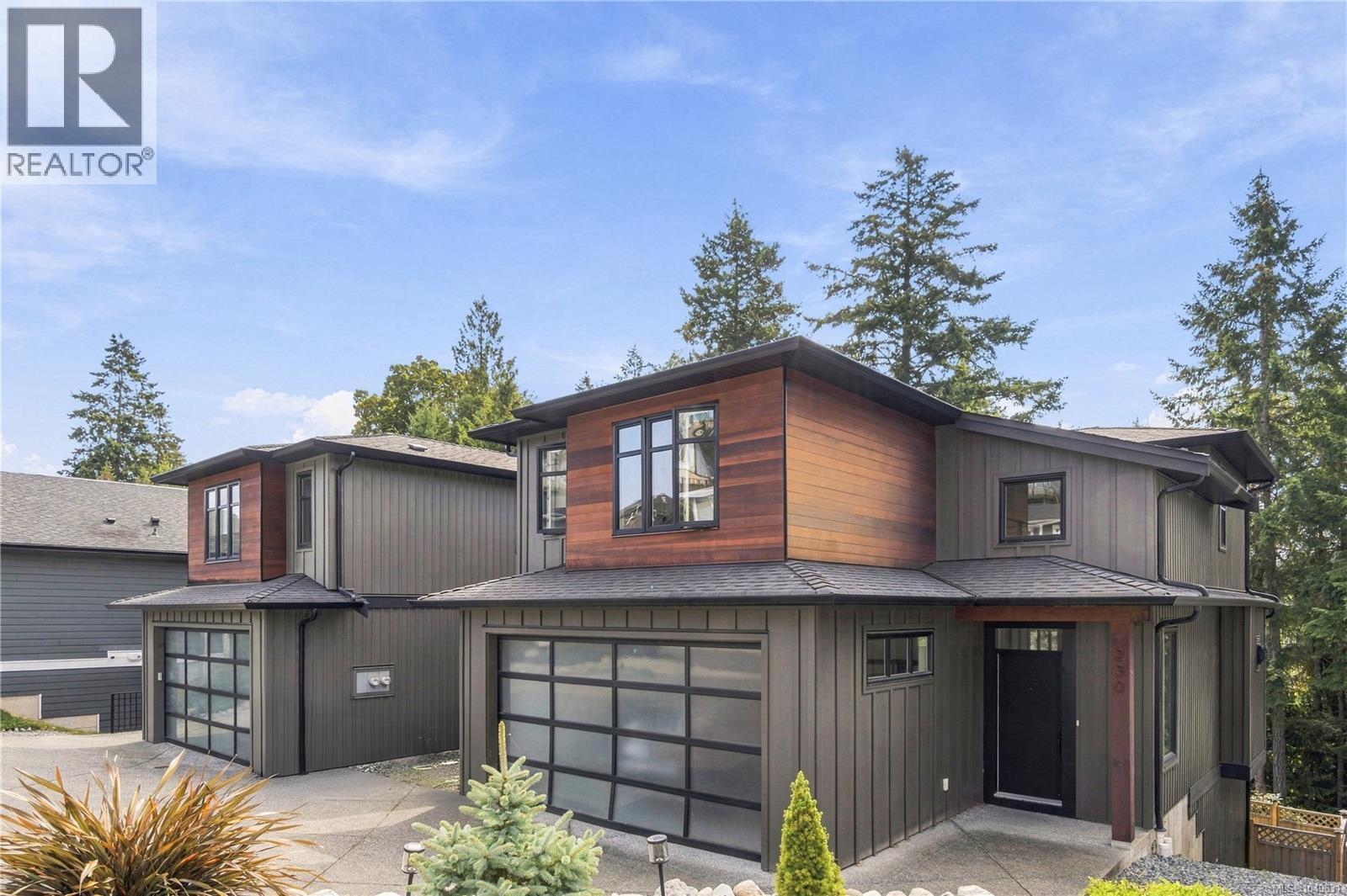 230 Golden Oaks Cres - 4