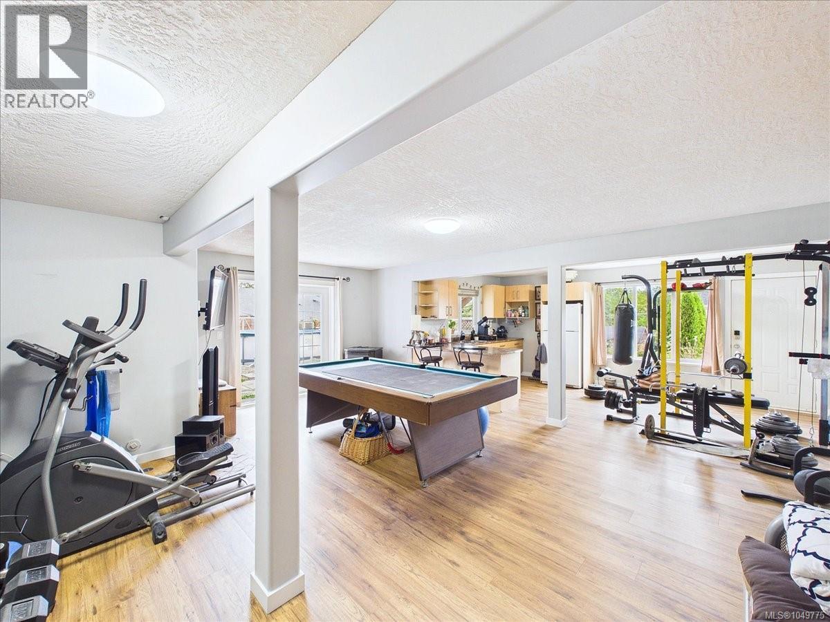 6851 Banner Rd - Image 34