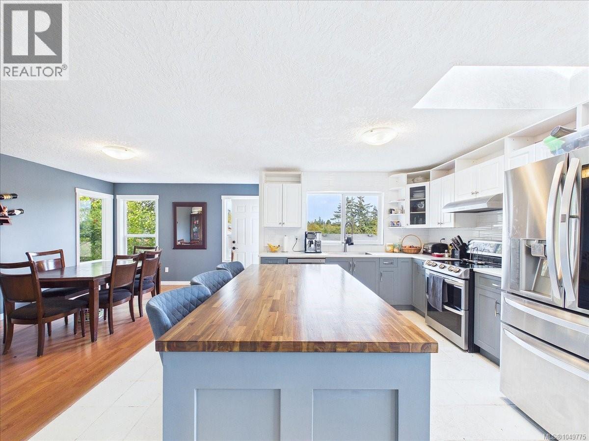 6851 Banner Rd, Sooke — photo 9