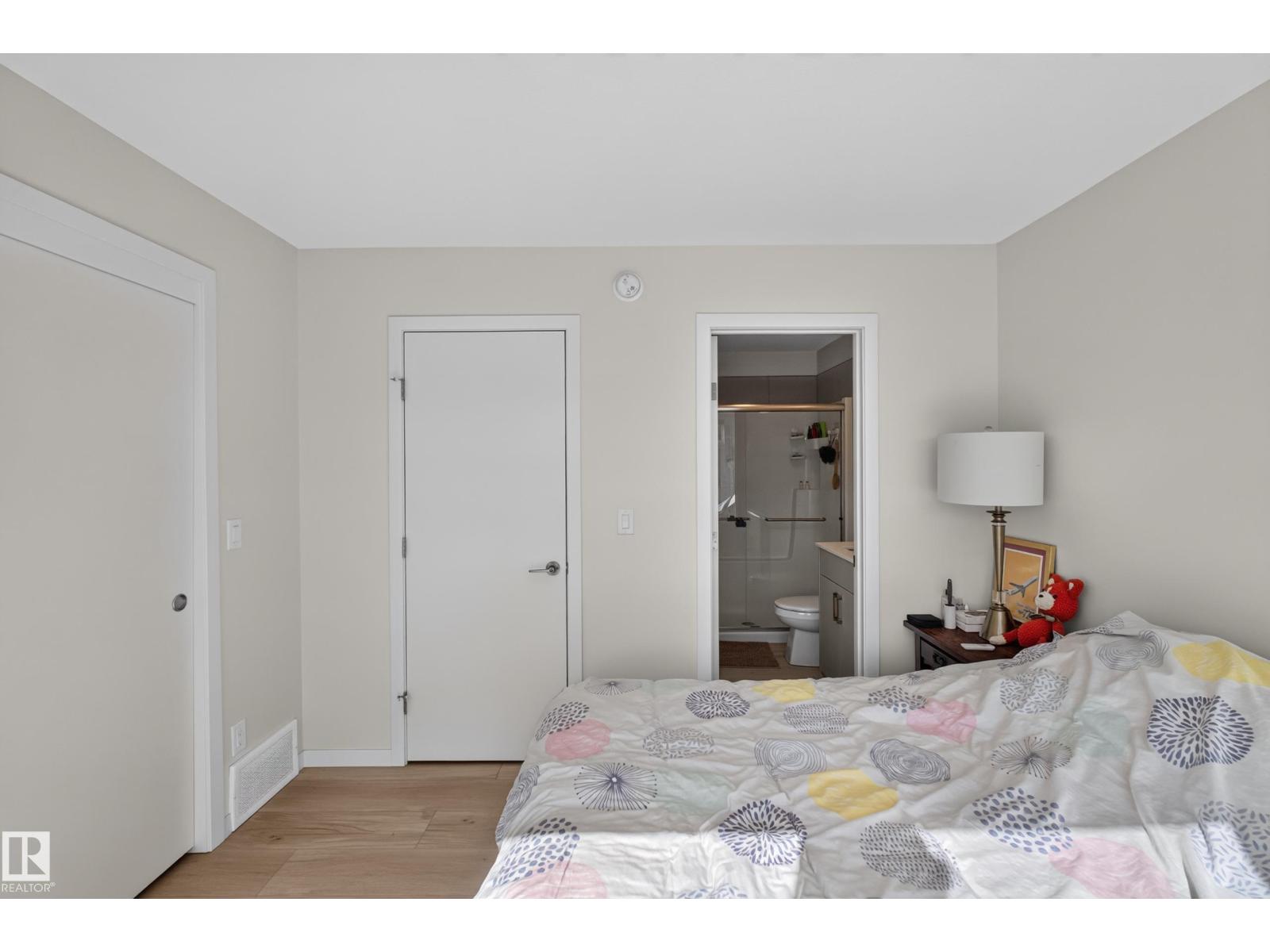 3241 KESWICK WY SW - 19