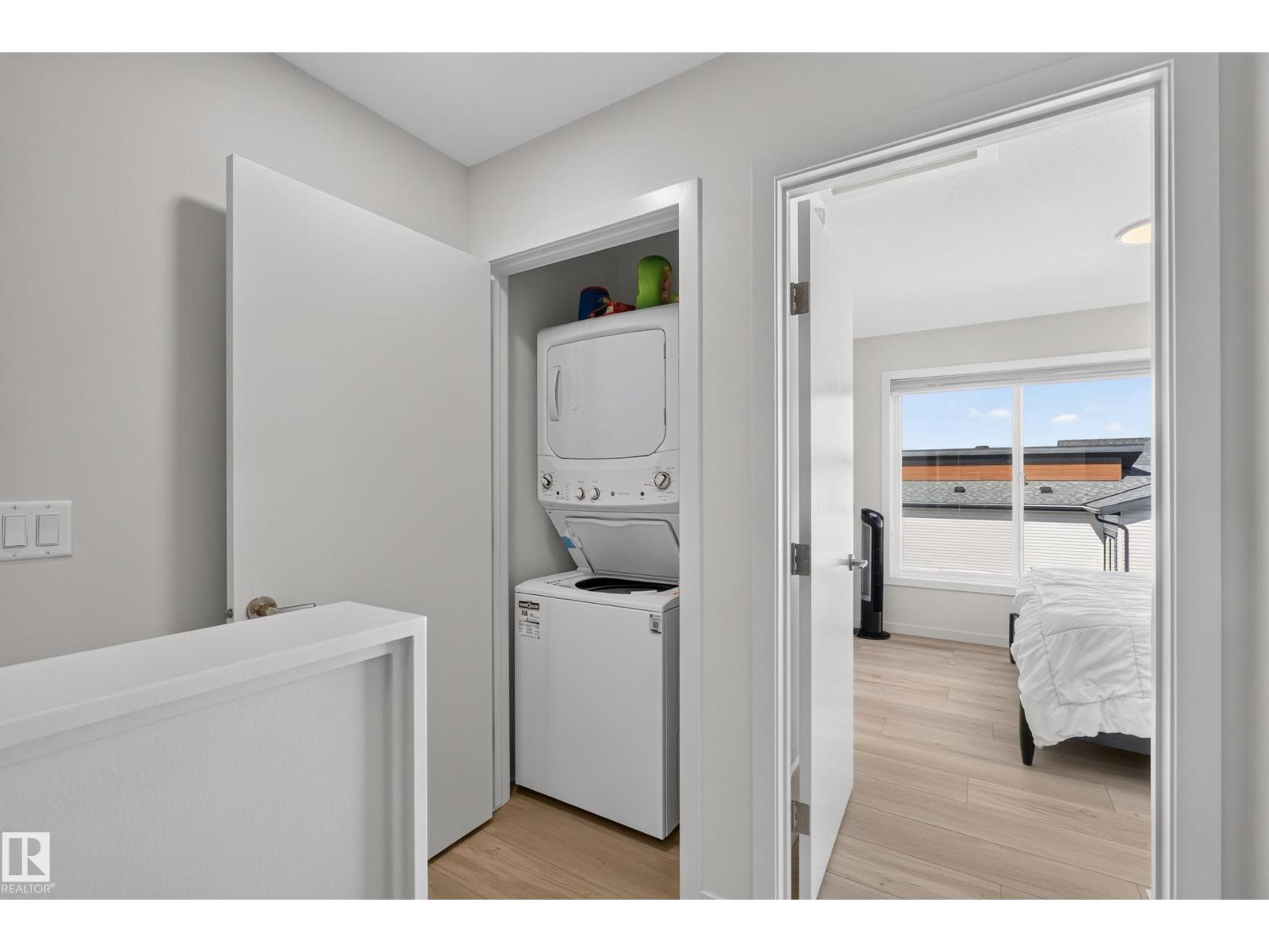 3241 KESWICK WY SW - 21