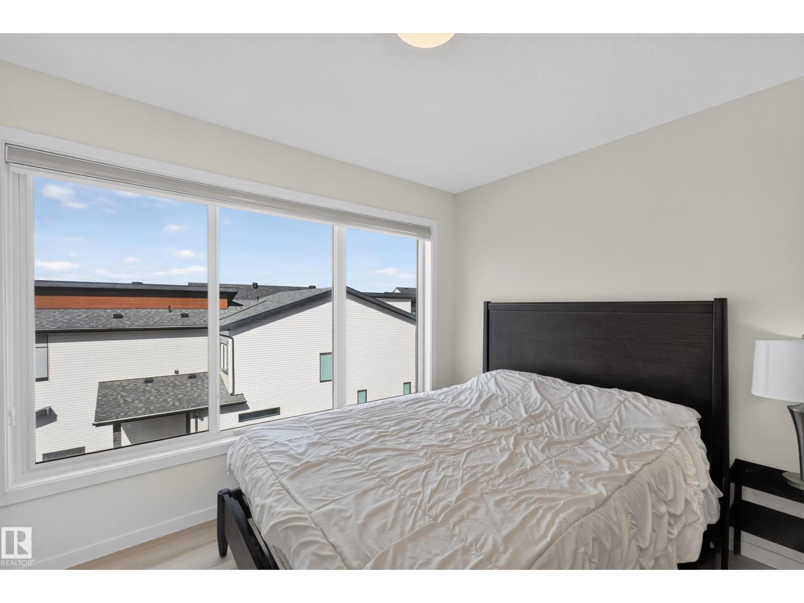 3241 KESWICK WY SW - 23
