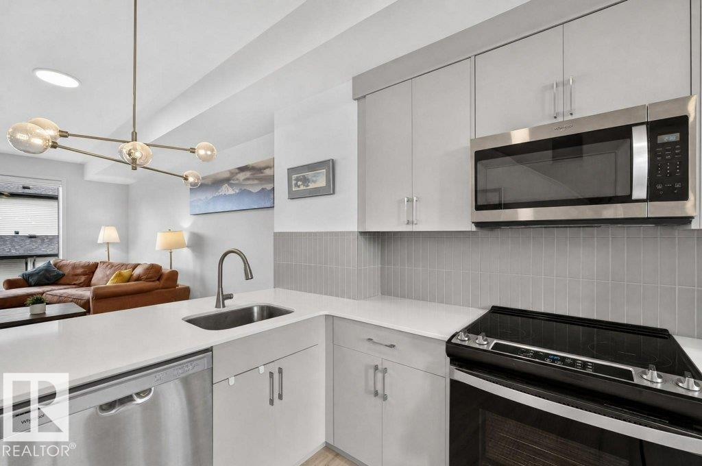 3241 KESWICK WY SW - 9