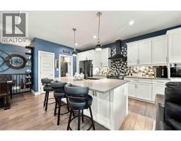Great room - 740 Remington Court, Sarnia, ON N7S0C4 Photo 12