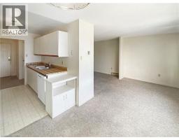 65 Highland Crescent Unit# 502, Kitchener, ON N2M5M8 Photo 6