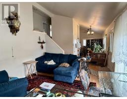 Foyer - 50 Hutchison Ave, Elliot Lake, ON P5A1W5 Photo 9