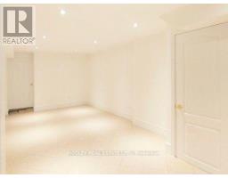 Main & Lower - 260 Ossington Avenue, Toronto, ON M6J3A2 Photo 12