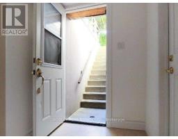 Main & Lower - 260 Ossington Avenue, Toronto, ON M6J3A2 Photo 15