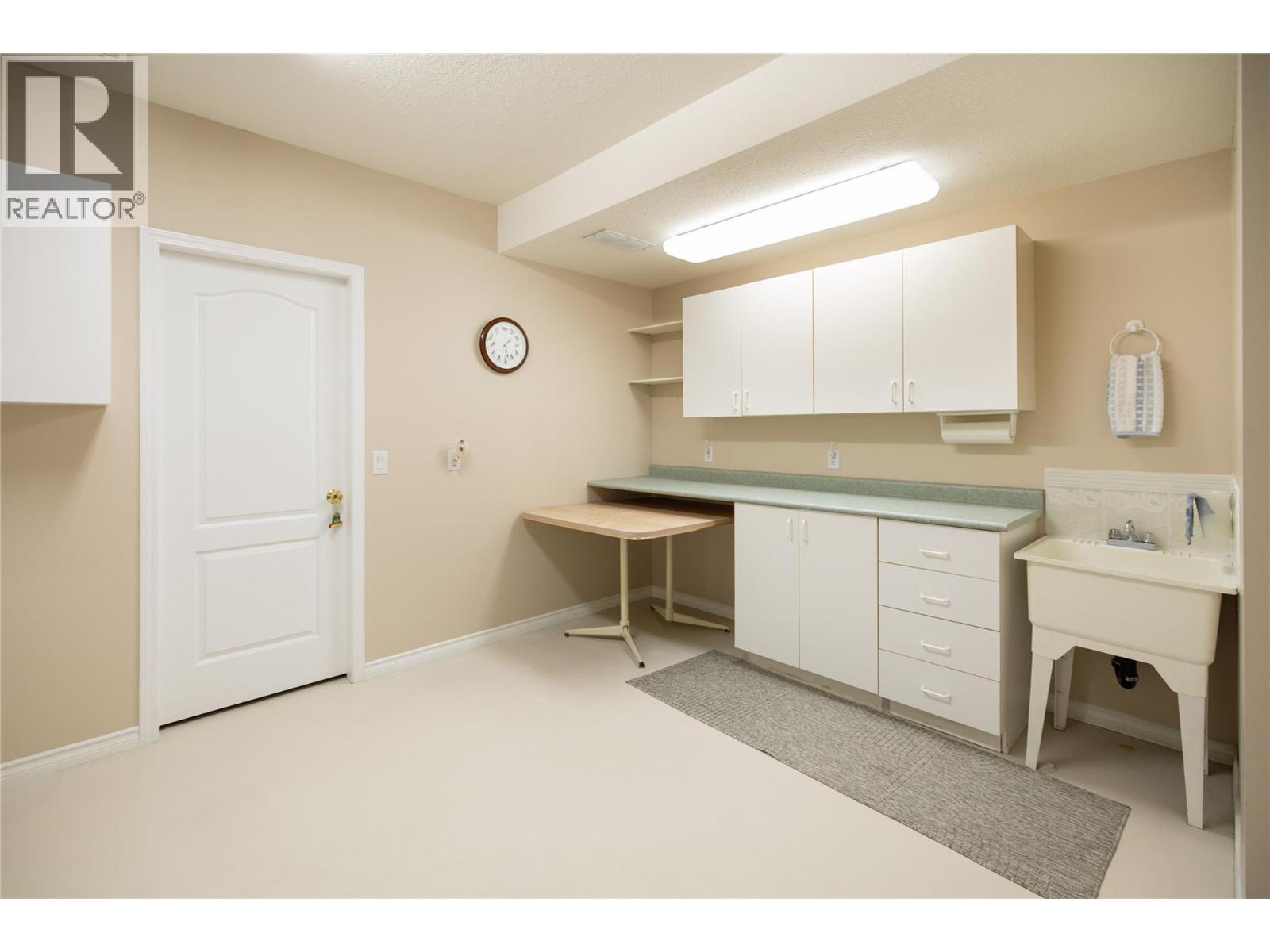 5300 Huston Road Unit# 203, Peachland