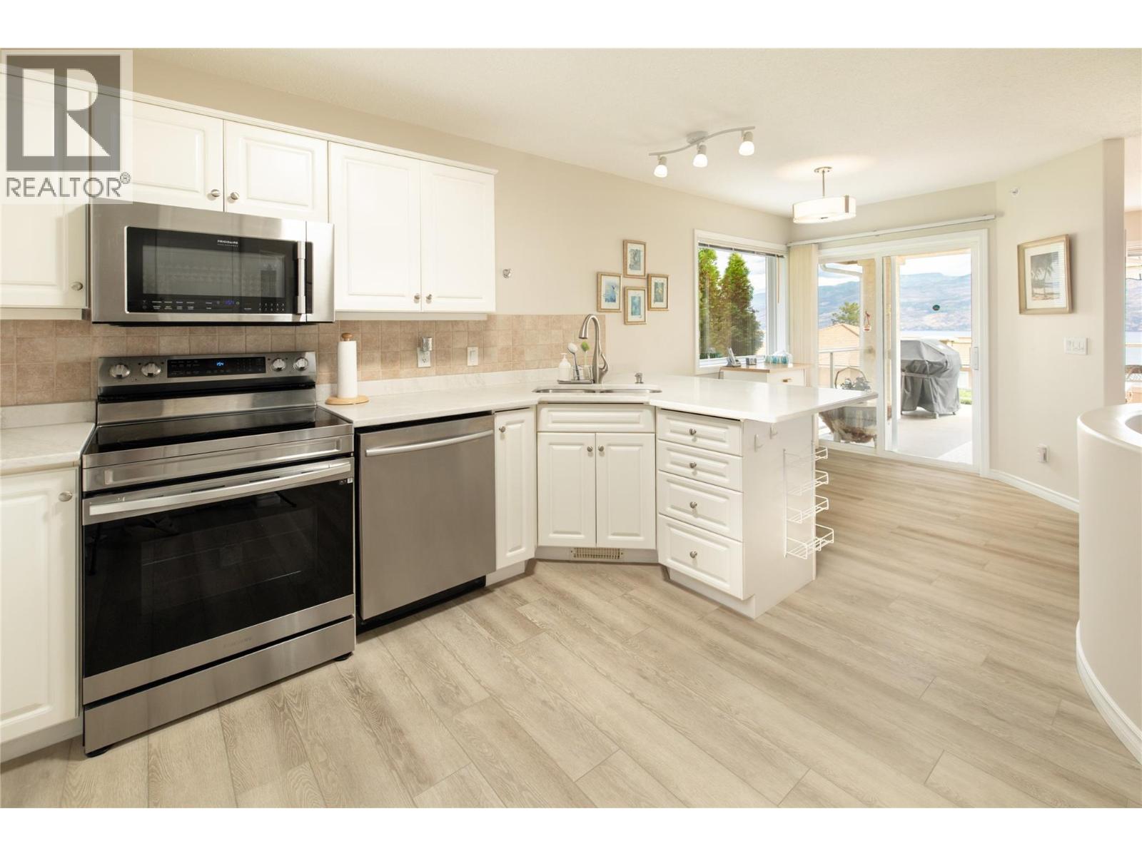 5300 Huston Road Unit# 203, Peachland