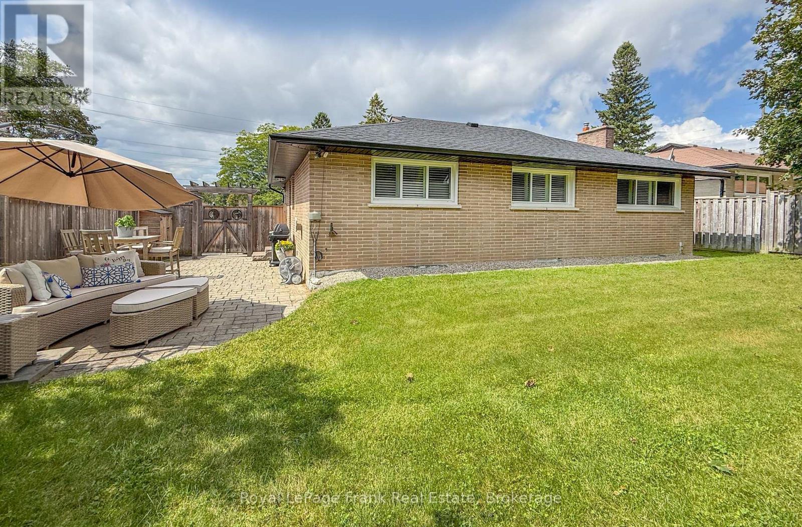 129 Keewatin Street North, Oshawa, ON photo 32