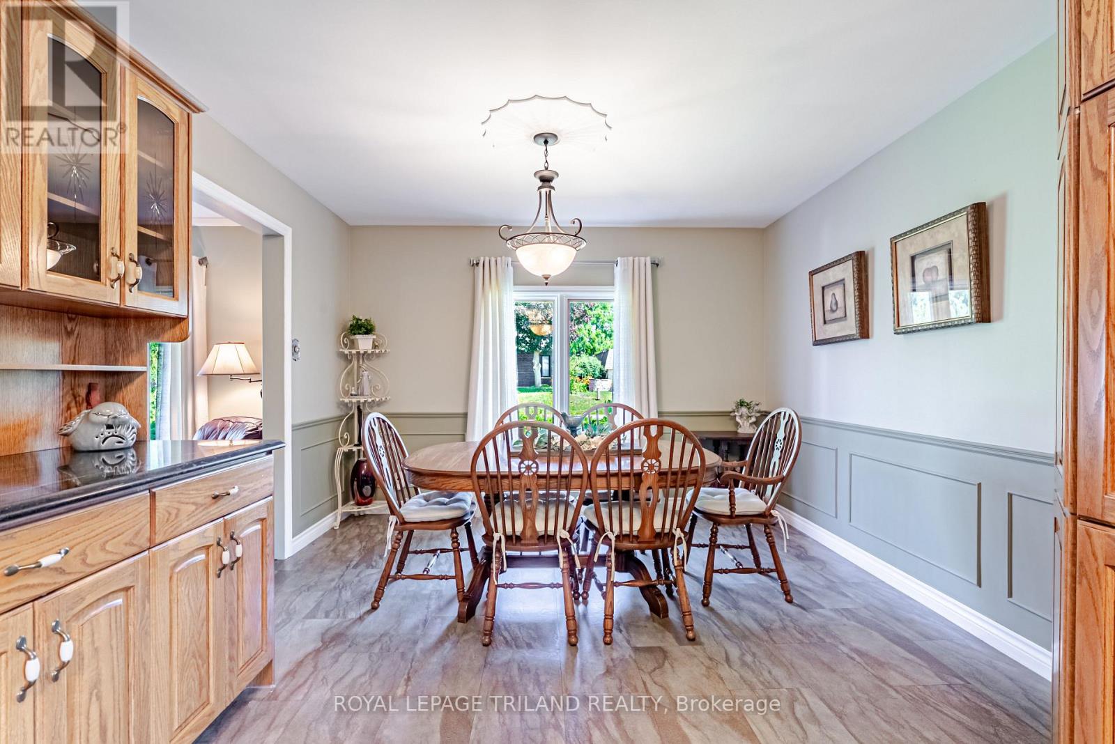 189 HUNTINGTON CRESCENT - Image 12