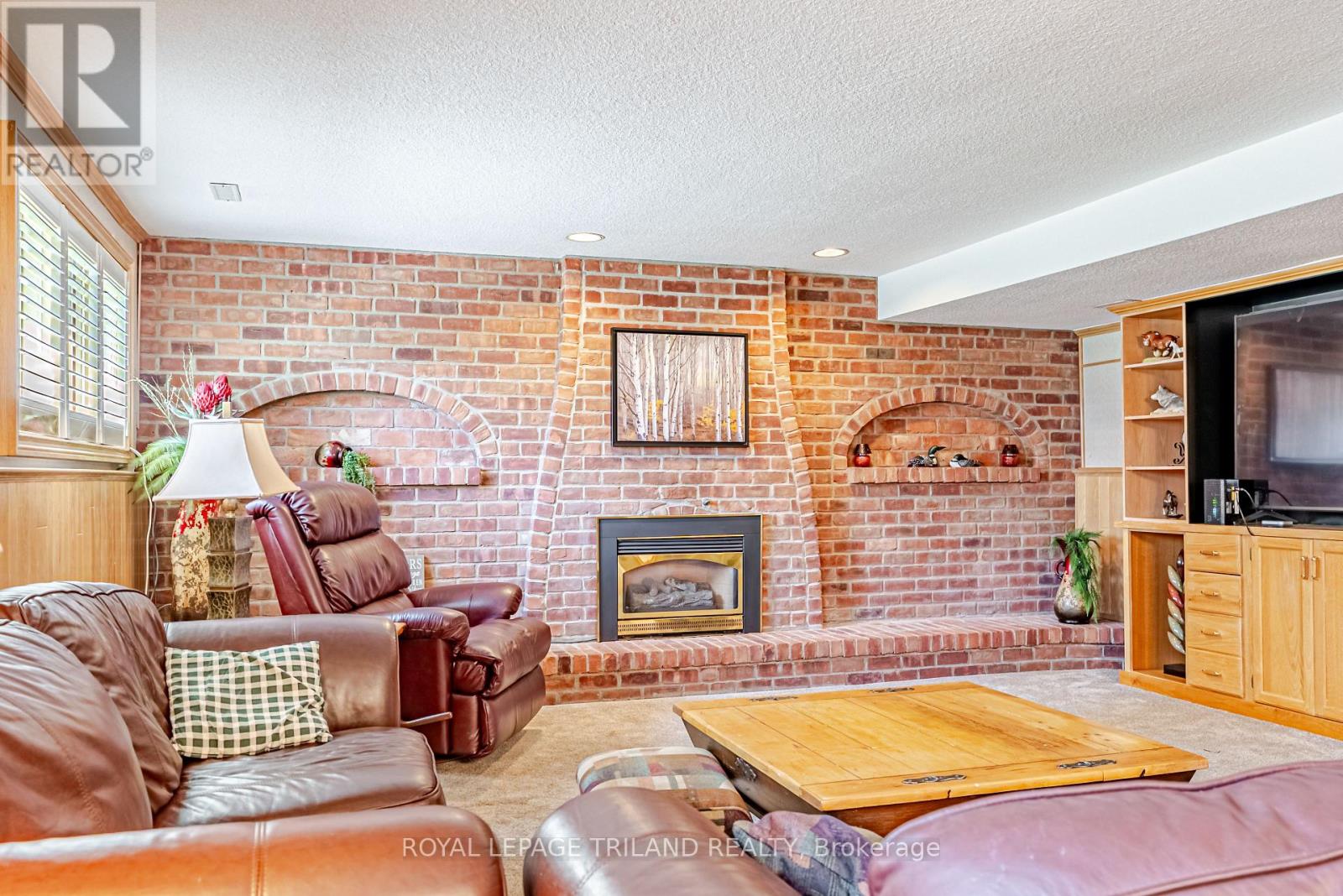 189 HUNTINGTON CRESCENT - Image 28