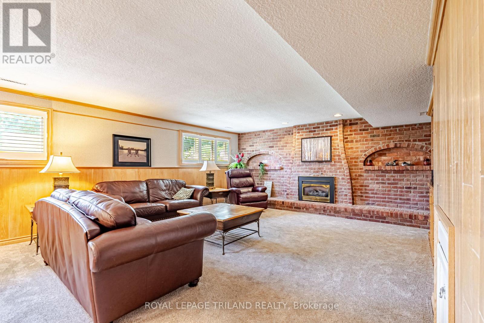 189 HUNTINGTON CRESCENT - Image 29